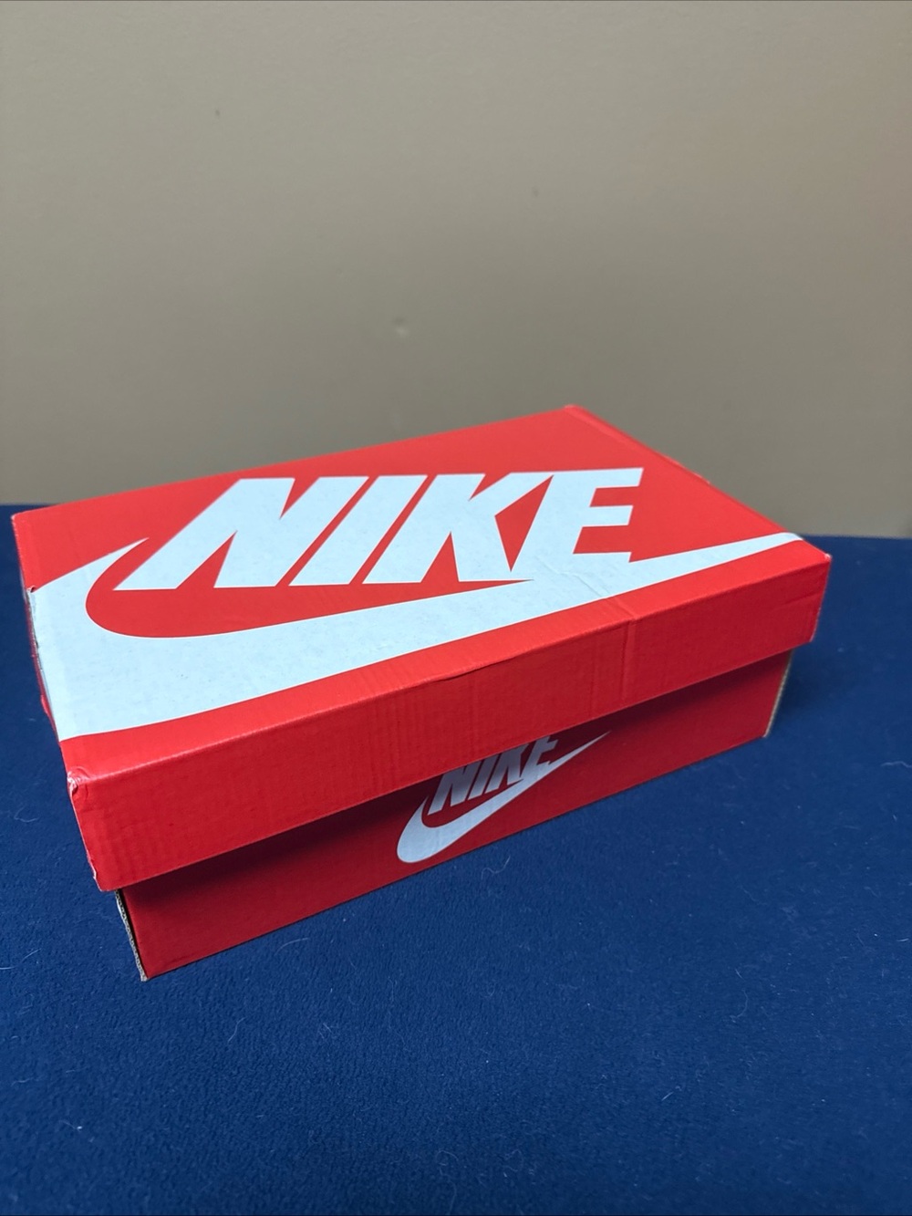 Nike Empty  Shoe Replacement Box 11.5 x 7.5”x 4”  Red White Swoosh Tissue